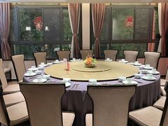 -湘知湘味(岳麓山店)