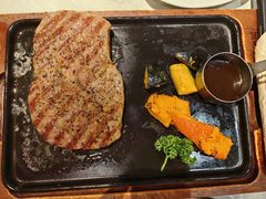 -必胜客(尹山湖歌林公园店)