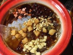 -爆炸头阿姨小四川正宗川味小吃(无任何分店)