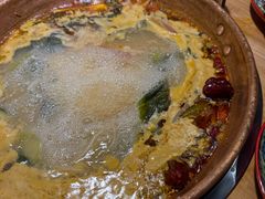 -洱火云南酸菜牛肉火锅(石景山当代商城店)