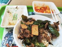 -老乡鸡(亳州路天庆大厦店)