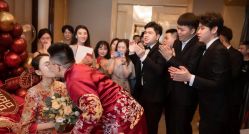 点击看大图 -挪娅婚纱摄影皇家会所