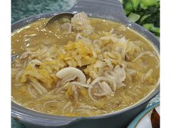 -鹤乡东北菜(崮山路店)