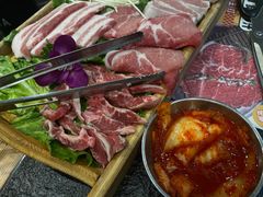 -GOGIYA·咕叽吖韩国传统烤肉店(东方新天地店)