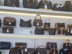 -六六奢品·vintage中古·回收二手奢侈品包包手表首饰(环球港店)