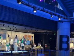 -NIKE品牌体验店(南京东路店)