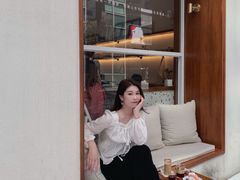 -Line来恩咖啡(石厦花园店)