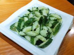 凉拌黄瓜-龙梅肥肠鱼(明瓦廊店)