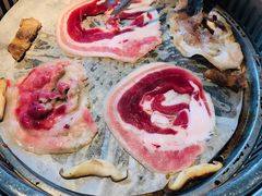 -佰烧海鲜烤肉火锅自助(世茂国际广场店)