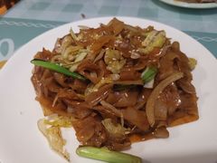 干炒韭黄河粉-阿政粤小馆(中央大街店)