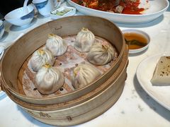 蟹粉小笼包-绿波廊(豫园店)