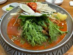 -喇喇排骨火锅·传统韩式脊骨汤(望京西园总店)