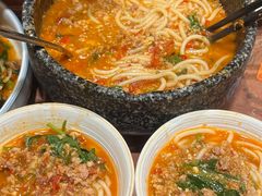 小锅米线-浩海火燒雲傣家菜(芮欧百货店)