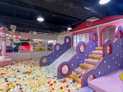 -蹦蹦乐园(南桥百联店)
