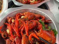 -丹水桥地锅鱼·翘嘴鲌·地方特色全鱼宴(丹江口大坝店)