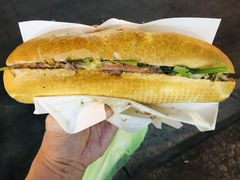 -Bánh Mì Huynh Hoa
