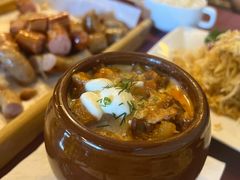 罐焖牛肉-老井俄式餐厅