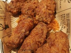 金蒜咸蛋黄鸡翅-避风塘·老港味餐厅(虹口龙之梦店)