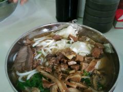 -花溪王记牛肉粉(四季花溪商场店)