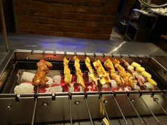 -狼遇见羊烧烤·现穿现烤(旧宫店)