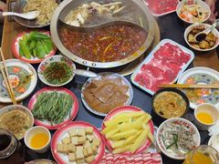 -沸炉重庆老火锅(军事博物馆店)