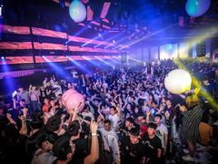 -HiIbiza酒吧