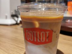 宝藏鸳鸯椰椰白-GOTLOT COFFEE&KITCHEN角落厨房NOOK店
