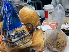 -白玉兰食品(中山公园龙之梦店)