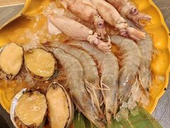 -牛YO寿喜烧·铁板烧和牛火锅自助(市府恒隆店)