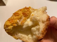 水牛奶菠萝包-翡翠小城·海鲜豆捞·广式点心(老佛爷店)
