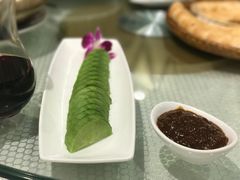 萝卜蘸酱-巴扎美食·新疆菜·西域歌舞表演餐厅(新疆大厦店)