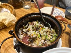 -山茶云南菜(永安里店)