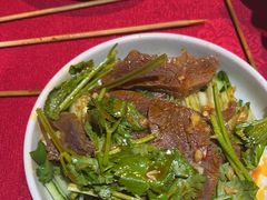 -龙巢盱眙龙虾·牛蛙·烧烤宵夜(八卦岭店)