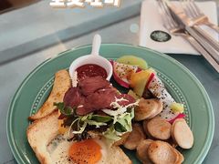 尼斯风味全麦吐司-塔拉苏咖啡(中信丹阳花园店)