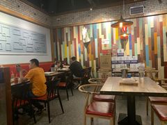 大堂-枪火串烧·东北特色烧烤(罗湖总店)