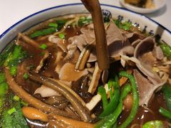 -镇南锅盖面馆(解放路店)