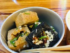 -白色精品·老长沙臭豆腐(文化店)