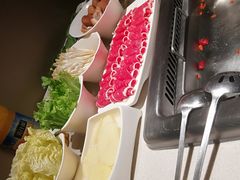 -海底捞火锅鲜切牛肉主题店(长寿路店)