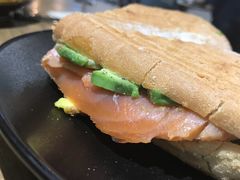 -HELLO 27 意面·沙拉·帕尼尼