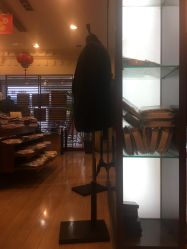 -亨生西服(陕西北路店)