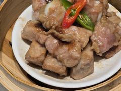 -瑞虹新天地月亮湾