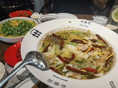 -渔语鱼新川菜Bistro(万象天地店)