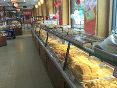 面包甜点陈列柜-鼎丰真(四马路店)