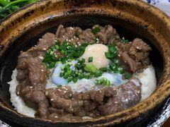 窝蛋牛肉煲仔饭-红星光发煲仔饭(大石街店)