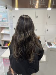 -镁连社·美联社