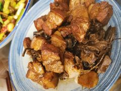 土罐煨花肉-芙蓉凰花园酒楼