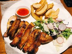 -JINNS锦时 steak&pizza(浸信会礼拜堂旧址店)