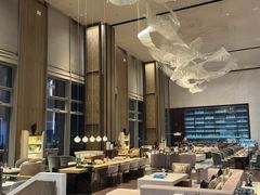 -深圳国际会展中心希尔顿酒店(前海华发冰雪世界店)