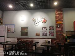 大堂-愉肴麻辣香锅(中北镇店)