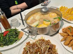 -肥仔文澳门猪骨煲(南京西路店)